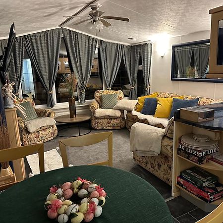 ניוטון סטיוארט Caravan Rabbit House No 81 At Three Lochs Holiday Park מראה חיצוני תמונה