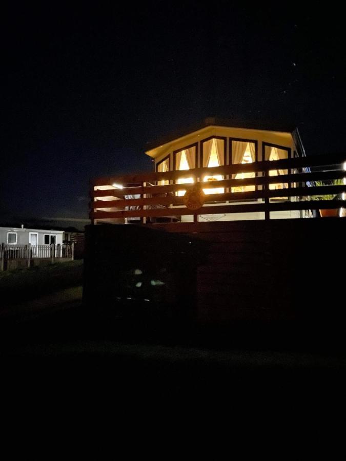 ניוטון סטיוארט Caravan Rabbit House No 81 At Three Lochs Holiday Park מראה חיצוני תמונה