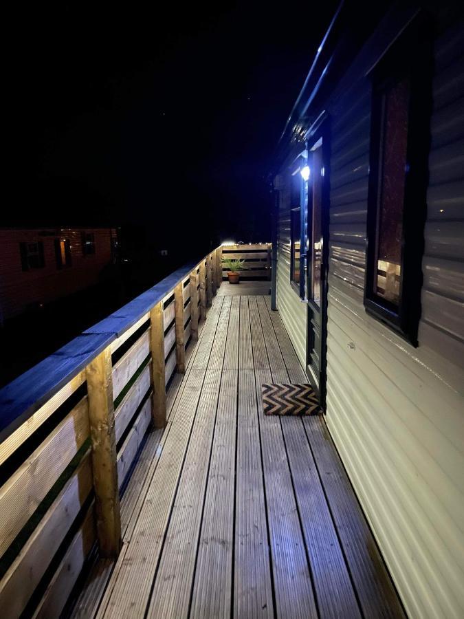 ניוטון סטיוארט Caravan Rabbit House No 81 At Three Lochs Holiday Park מראה חיצוני תמונה